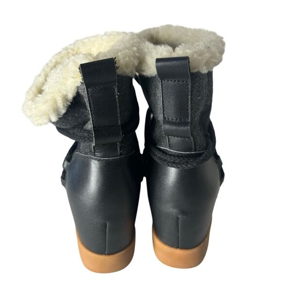 Shoe the Bear Trish Wedge Booties Black Size 8 - Picture 5 of 7